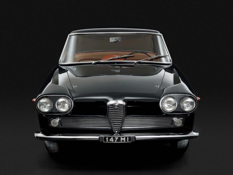  Alfa Romeo 2000 Sprint "Praho" (102) 1960 года  (фото 8 из 10)
